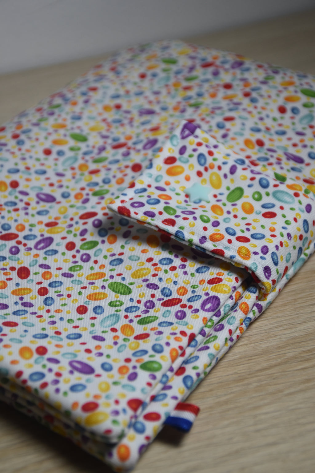 Protège carnet de santé - tissus OEKO-TEX multi couleur