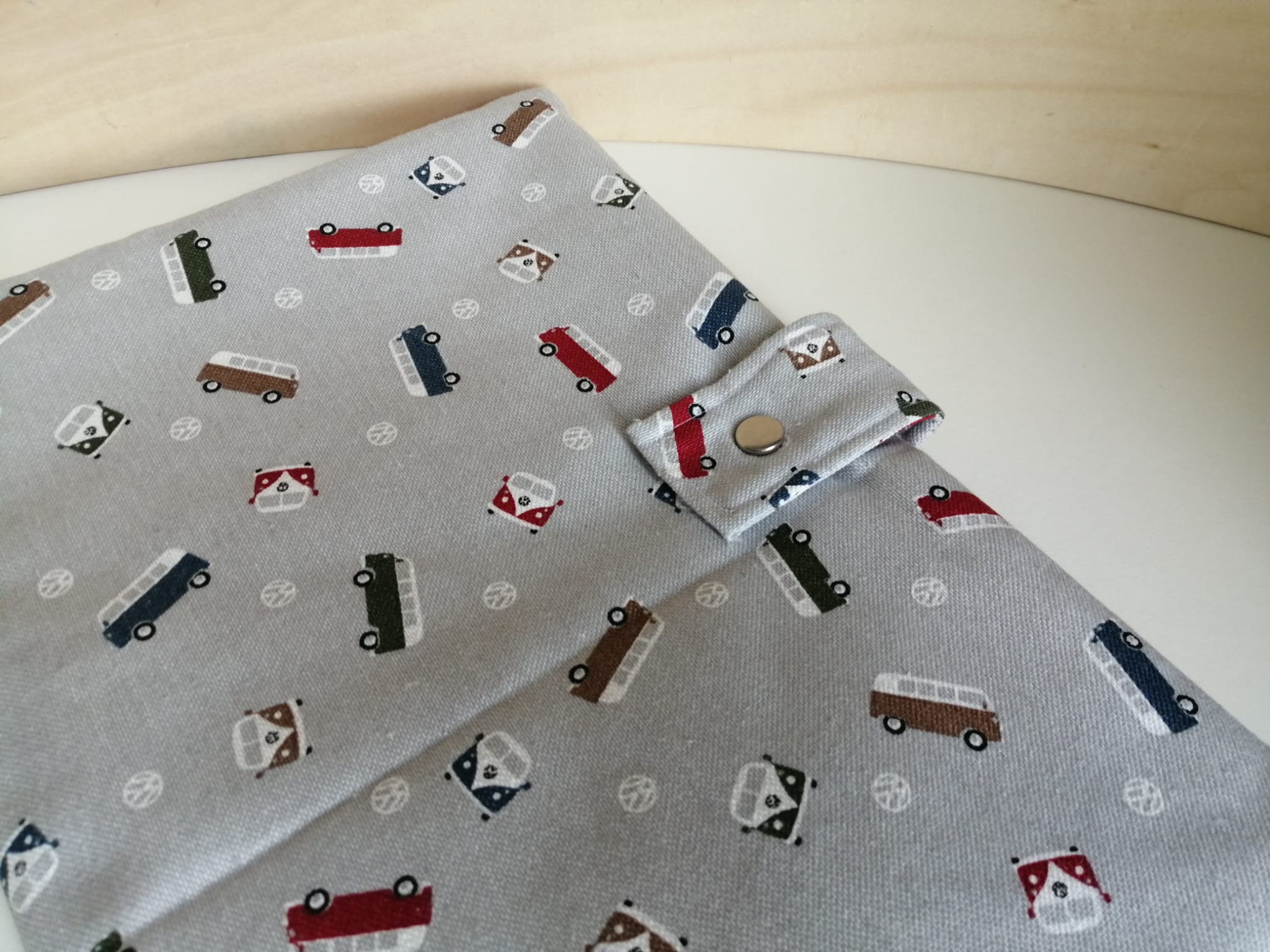 Pochette à ardoise – coton molletonné VW Combi + petite éponge (21×29 cm)